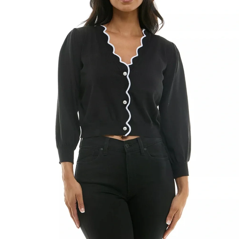 NWOT Scallop Trim Cardigan with Faux Pearls, Cap Sleeve - Picture 1 of 8